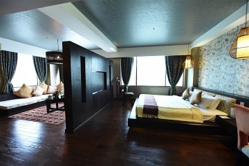 Padak Suite Rose Garden